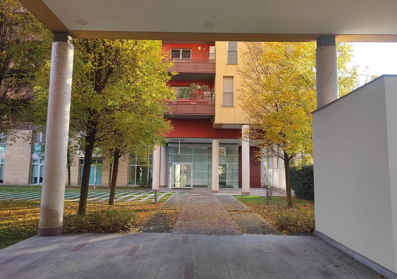 A Casa Di Luca Apartment Milan 0*,  Italy